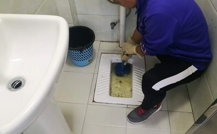 景东疏通蹲坑